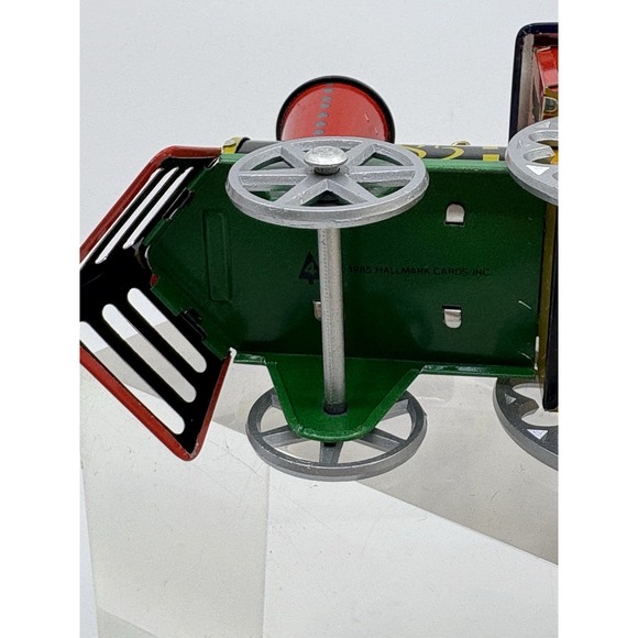 Hallmark Keepsake Ornament "TIN LOCOMOTIVE" 1985 Collector's Series #4 - Picture 4 of 4